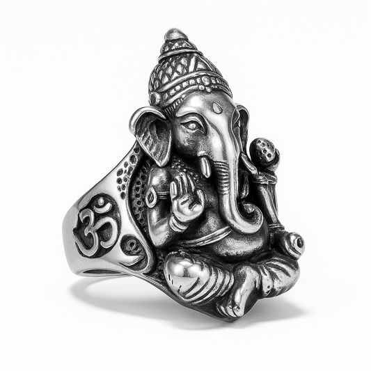 Bague bouddhiste homme Ganesha acier vue de face chaton détaillé