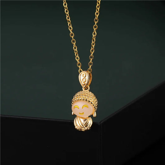 Collier pendentif Bouddha femme avec chaîne transversale fine dorée