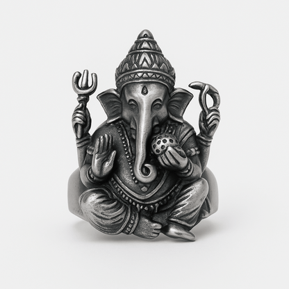 Bague Ganesh acier inoxydable 316L motif gravé en relief finition argentée