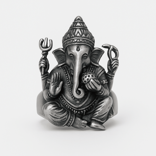Bague Ganesh acier inoxydable 316L motif gravé en relief finition argentée