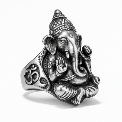 Bague bouddhiste homme Ganesha acier vue de face chaton détaillé