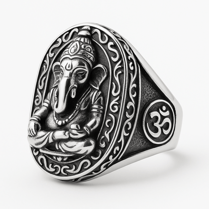 Bague chevalière Ganesh argent 925 vue de face, plateau 22 mm, finition vieillie