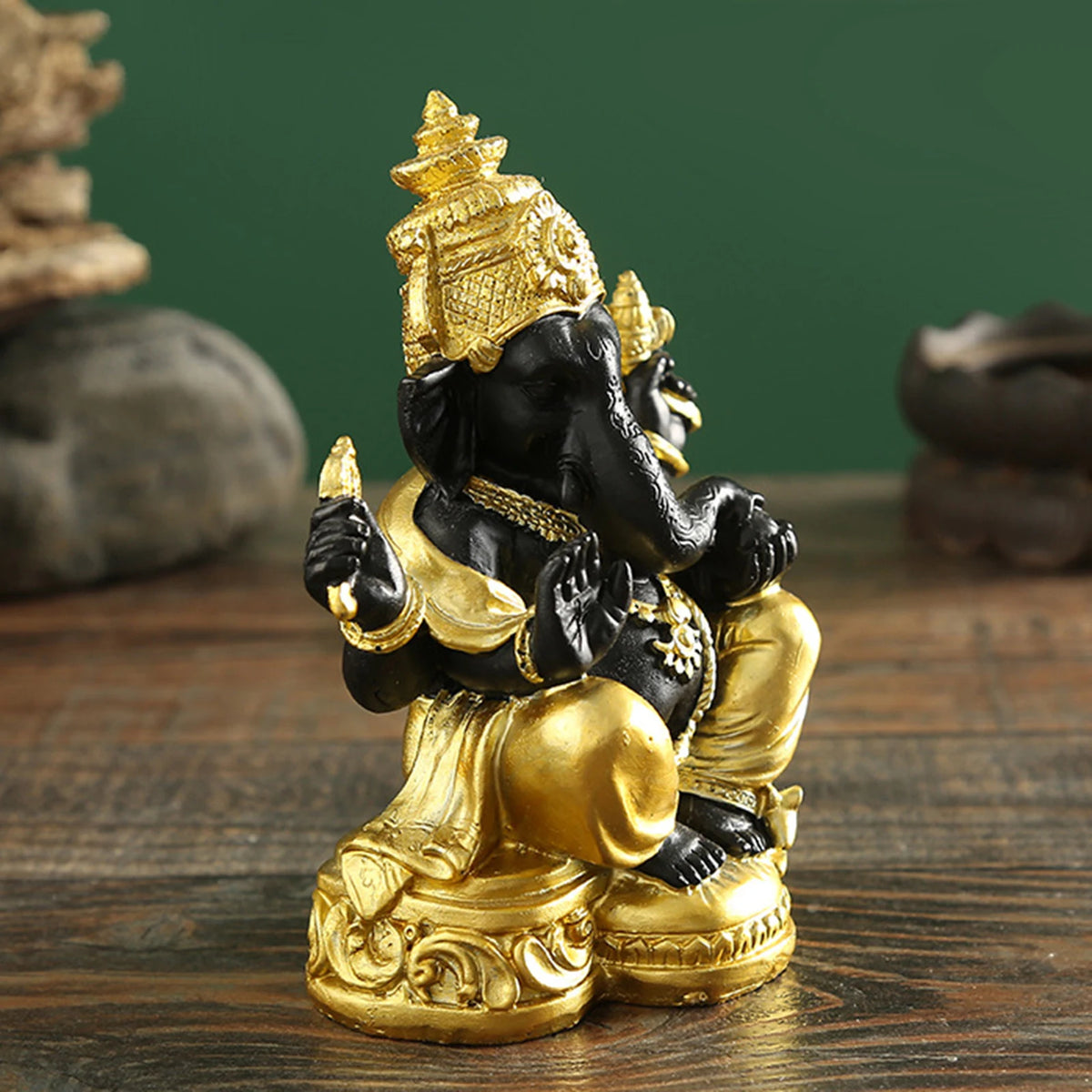 Statue de Ganesh Noir et Or