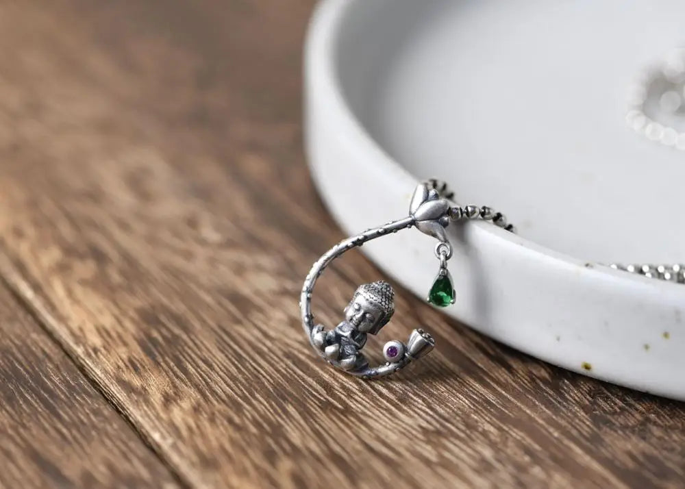 Pendentif Bouddha avec Divinité Bouddhiste en Argent