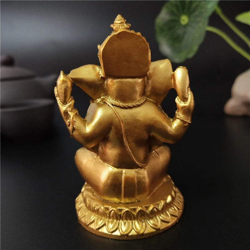 Statuette de Ganesh Assis sur Lotus