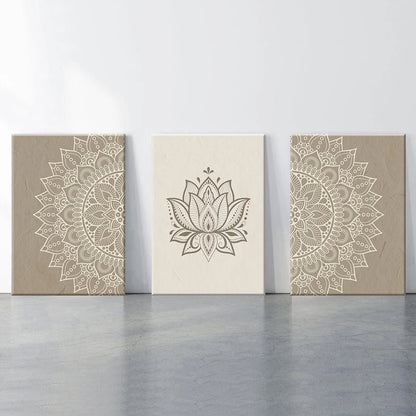 Triptyque tableau lotus beige trois panneaux côte à côte décoration zen