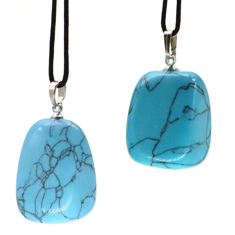 Collier en sodalite bleue et monture fer, bijou unisexe spiritualité bouddhiste