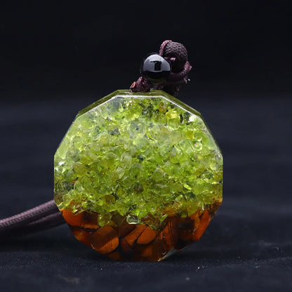 Pendentif Orgonite Oeil de Tigre Et Arbre de Vie