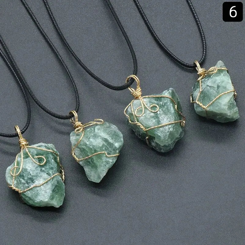 Collier fluorite pendentif pierre naturelle violette bijou zen