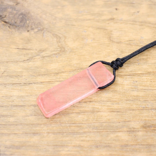 Collier avec pierre naturelle pendentif rectangulaire cuivre vue face