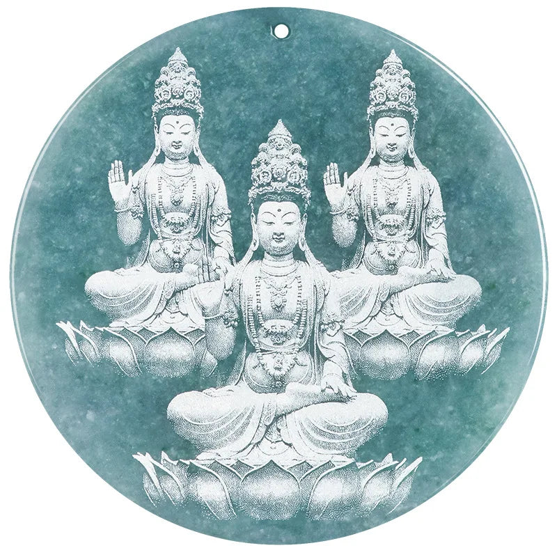 Amulette jade Bouddha Birmanie portée sur cordon réglable, vue de profil 6 mm épaisseur
