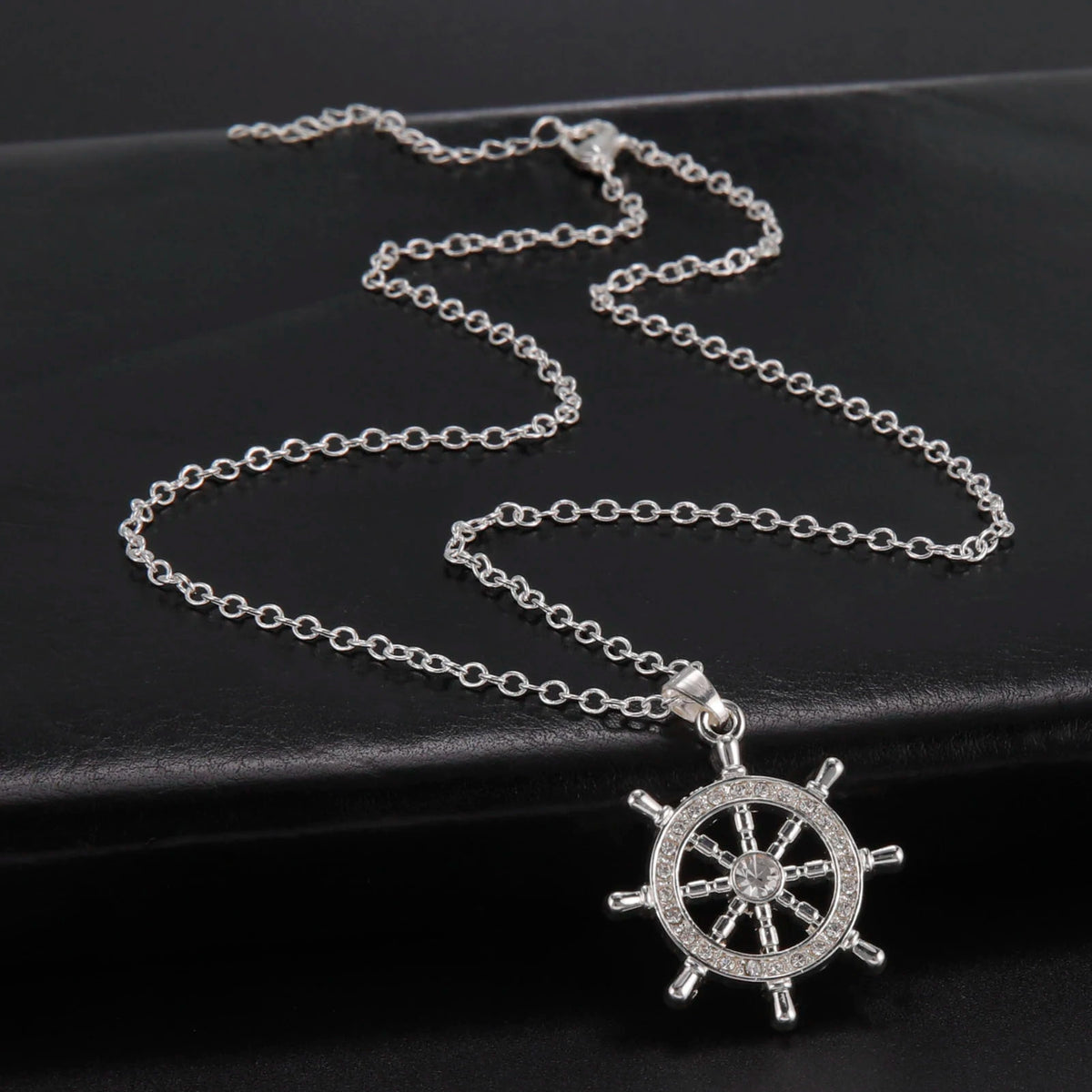 Pendentif Bouddhiste Gouvernail