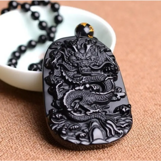 Collier dragon bouddhiste pendentif nâga alliage argent vieilli détails gravés