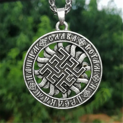 Collier Svastika