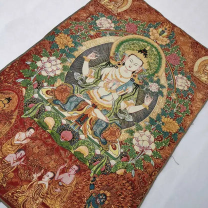 Thangka tibétain en soie Guanyin Kwan-yin